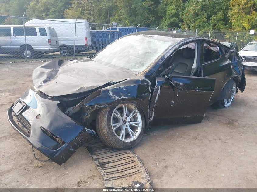 Vin: 5yjygdee4mf089332, lot: 46857131, tesla model y long range dual motor all-wheel drive 20212