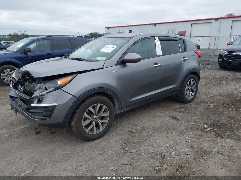2016 Kia Sportage Lx, По кругу, IAAI, VIN KNDPBCAC5G7878429 — фото 2