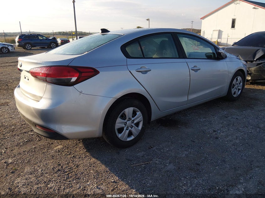 Vin: 3kpfl4a76he138472, lot: 46857399, kia forte lx 20174