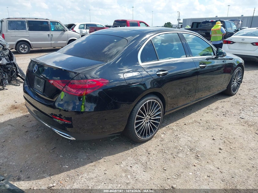 2026 MERCEDES-BENZ C 300 · Фото 4