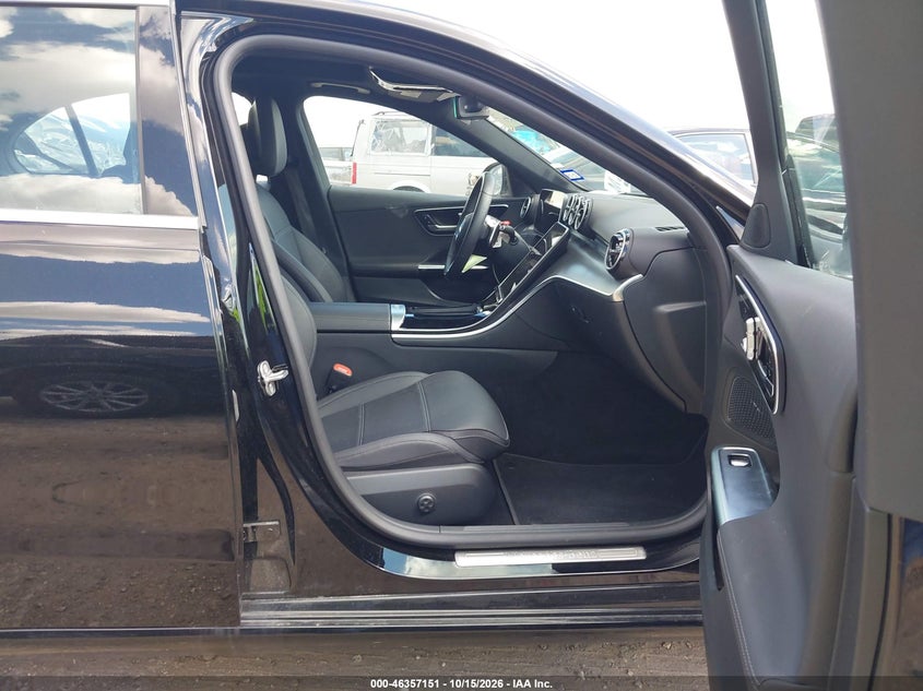 2026 MERCEDES-BENZ C 300 · Фото 5