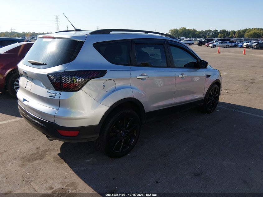 Vin: 1fmcu0j96hua20428, lot: 46857475, ford escape titanium 20174