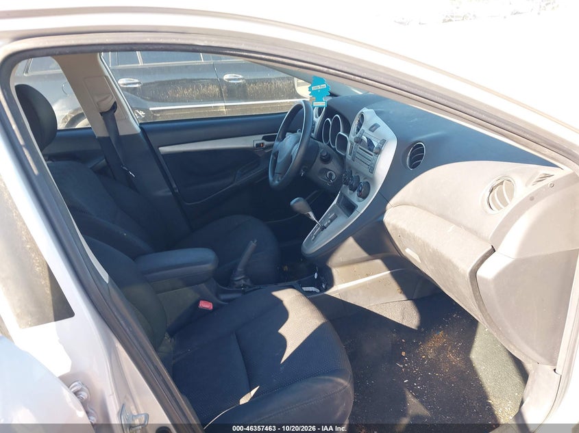 PONTIAC VIBE 2010 VIN 5Y2SM6E0XAZ405823