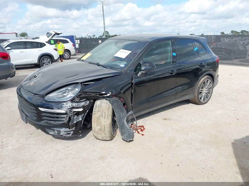 2017 Porsche Cayenne S, Удар спереди, IAAI, VIN WP1AB2A24HLA50323 — фото 2