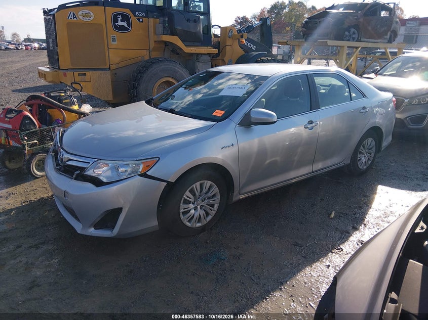 2012 Toyota Camry Hybrid Le, Front End, IAAI, VIN 4T1BD1FK4CU006985 — photo 2