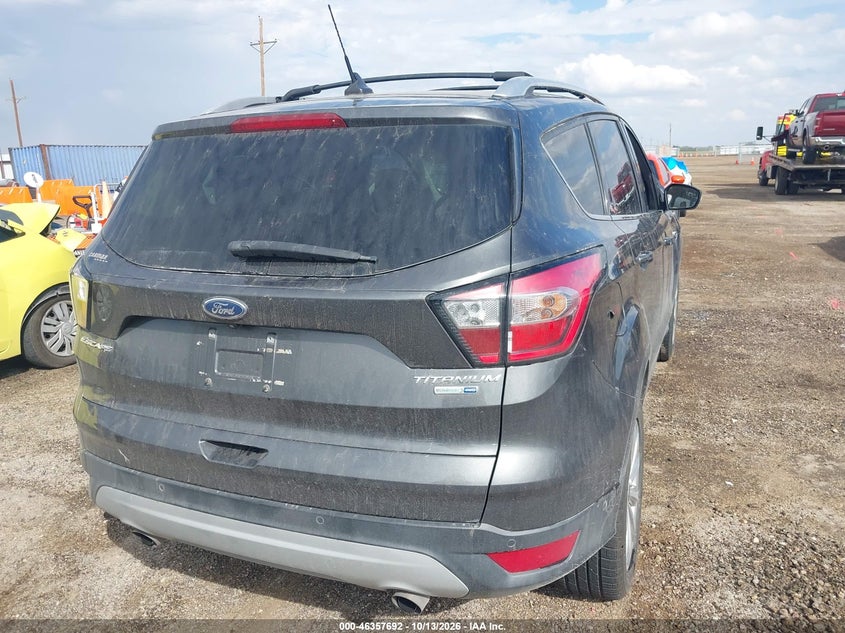 Vin: 1fmcu9j93juc62104, lot: 46857971, ford escape titanium 20184