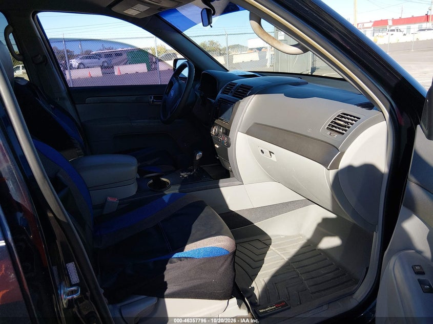 2009 KIA BORREGO LX · Photo 5