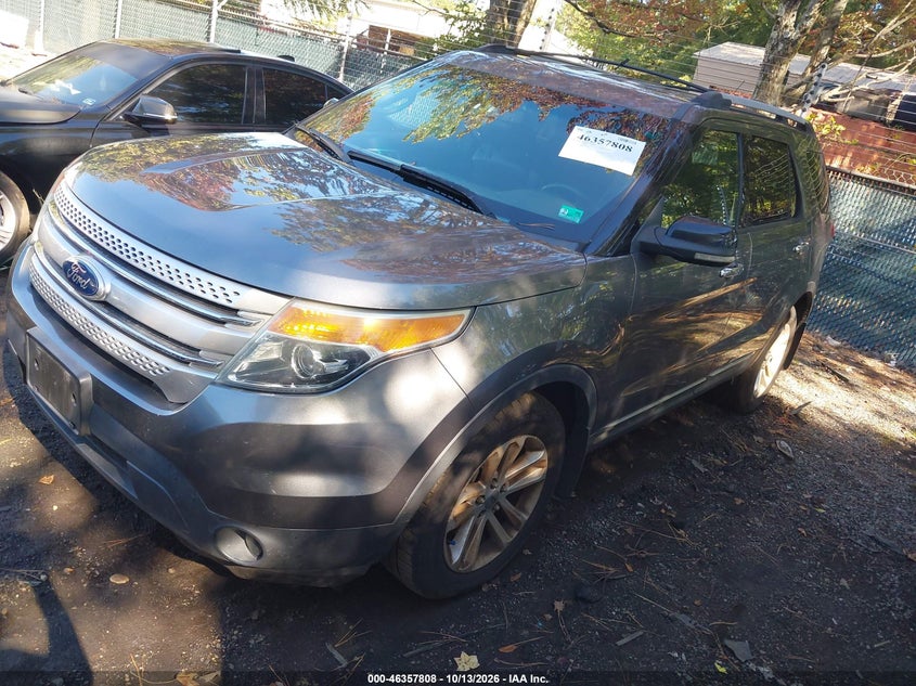 2011 FORD EXPLORER XLT · Фото 2