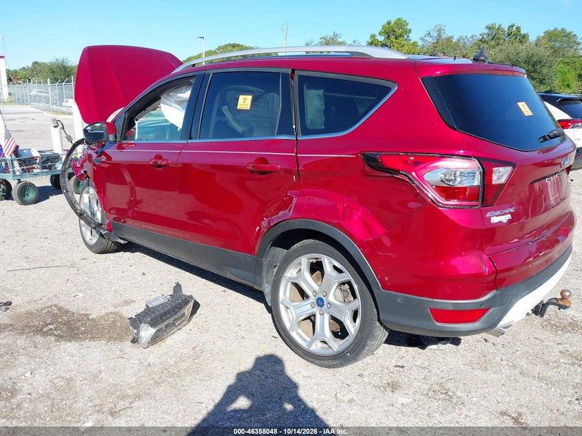 Vin: 1fmcu0j91kuc37229, lot: 46858327, ford escape titanium 20193