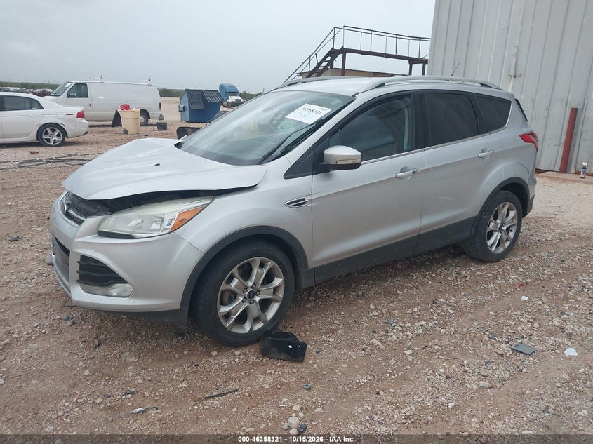2016 Ford Escape Titanium, Right Front, IAAI, VIN 1FMCU0J9XGUB26217 — photo 2