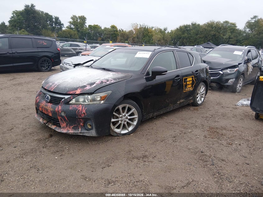 2013 LEXUS CT 200H · Фото 2