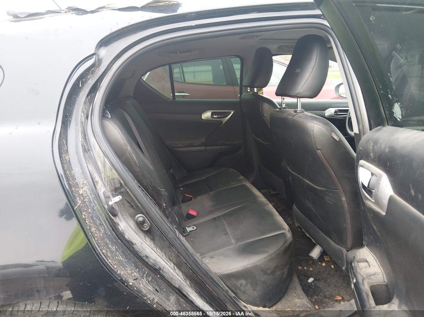 2013 LEXUS CT 200H · Фото 8