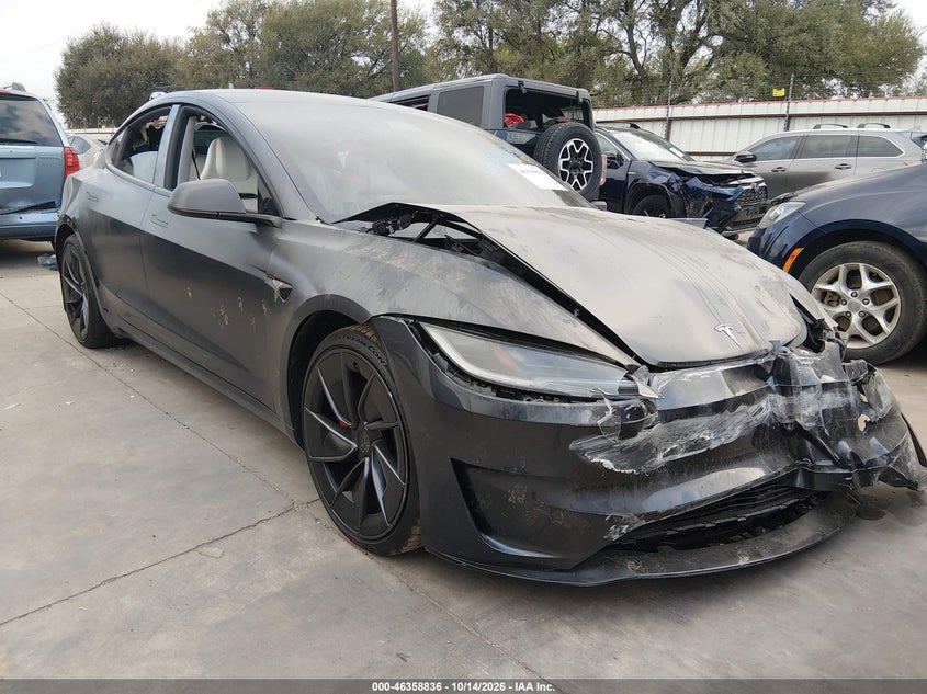 Vin: 5yj3e1et7rf843540, lot: 46859115, tesla model 3 performance all-wheel drive 2024 img_1