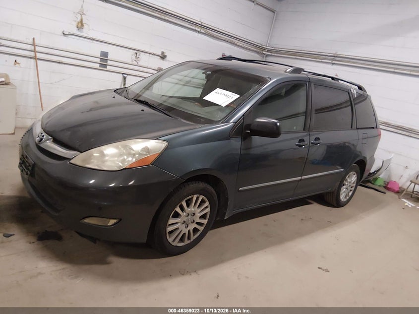 2008 Toyota Sienna Limited, Normal Wear & Tear, IAAI, VIN 5TDBK22C68S020879 — photo 2