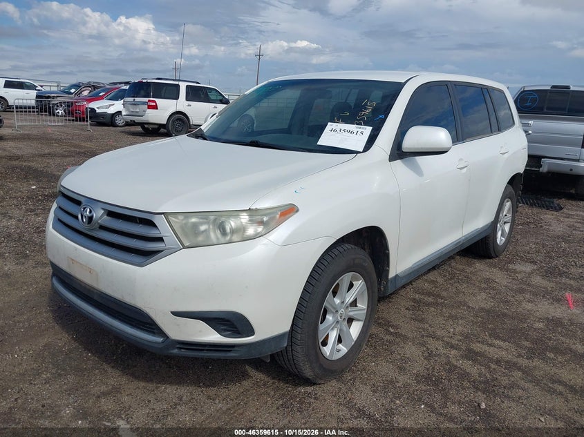 2012 Toyota Highlander, Left Rear, IAAI, VIN 5TDZA3EH4CS027823 — photo 2