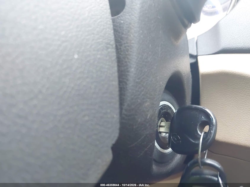 HYUNDAI SONATA 2011 VIN 5NPEB4AC0BH195572