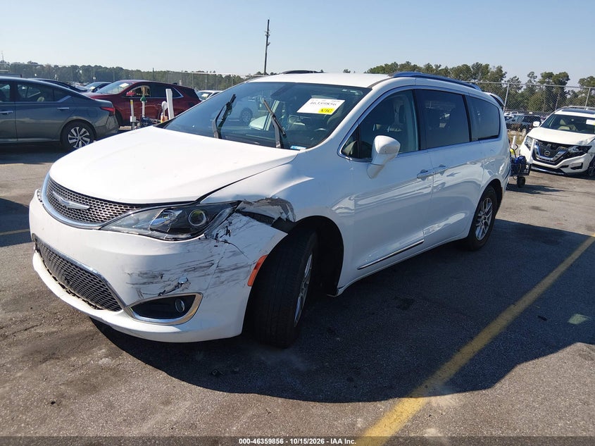 Vin: 2c4rc1bg4lr140299, lot: 46860135, chrysler pacifica touring l 20202
