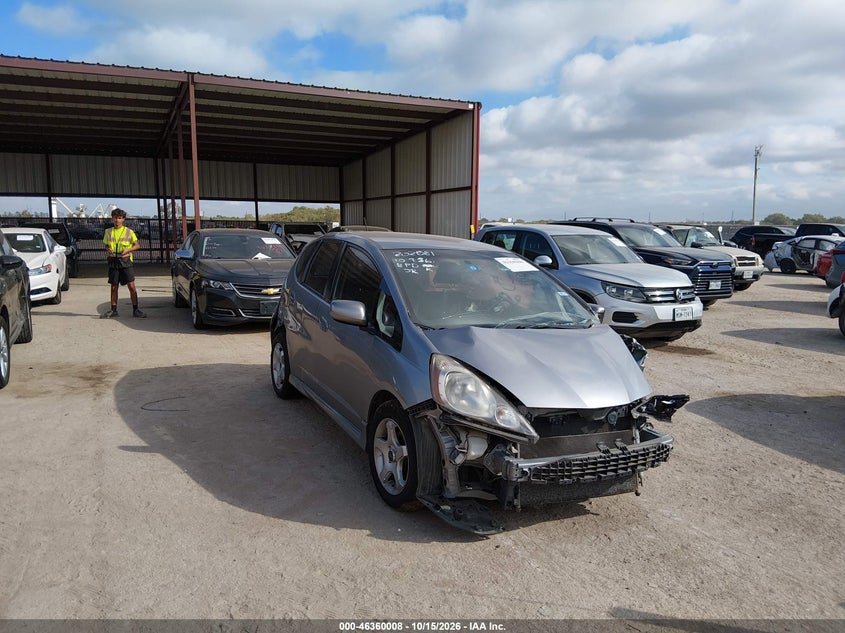 Vin: jhmge8h43as016235, lot: 46860287, honda fit sport 20101