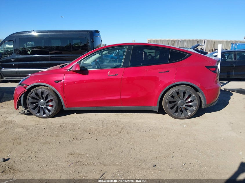 TESLA MODEL Y - zdjęcie 14