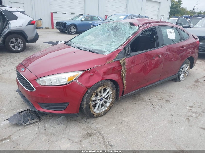 Vin: 1fadp3f2xfl346478, lot: 46860407, ford focus se 20152