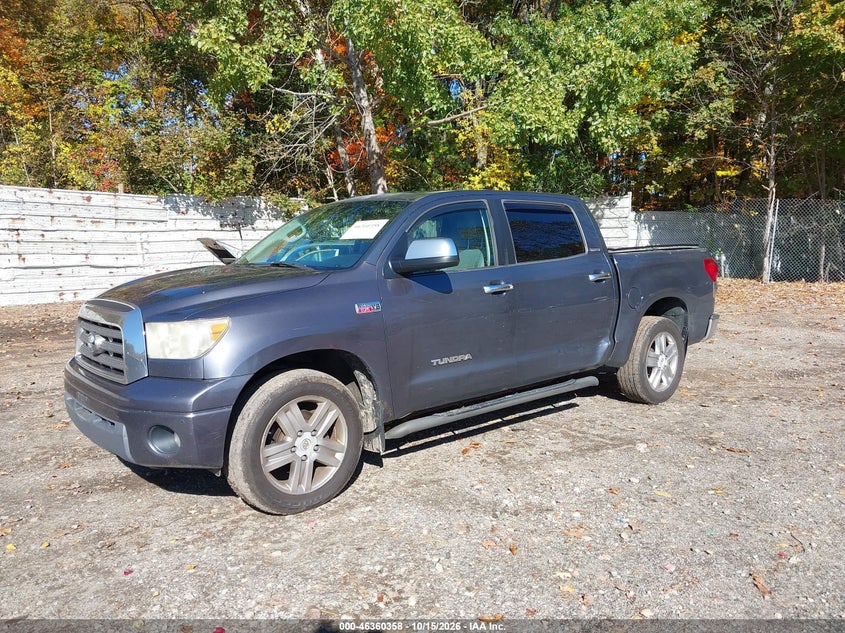 2007 Toyota Tundra Limited 5.7L V8, Левый бок, IAAI, VIN 5TBDV581X7S485471 — фото 2
