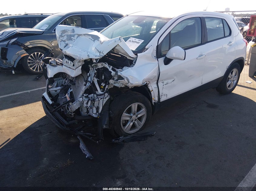 2020 Chevrolet Trax Awd Ls, Front End, IAAI, VIN KL7CJNSB9LB072830 — photo 2