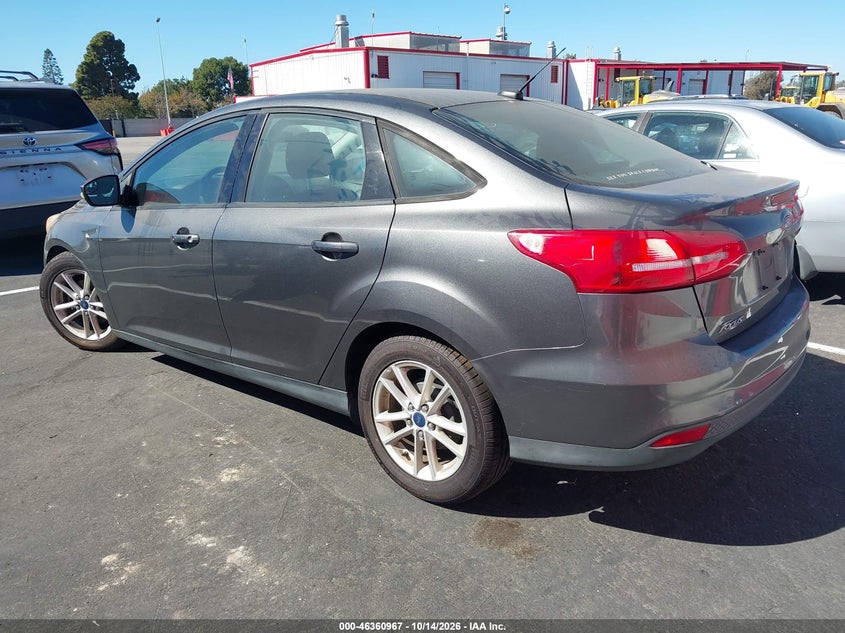 2015 FORD FOCUS SE · Фото 3
