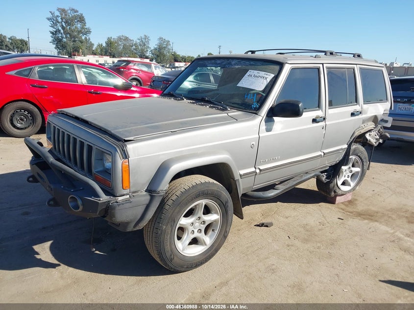 2001 Jeep Cherokee Sport, Перёд и зад, IAAI, VIN 1J4FT48SX1L611856 — фото 2