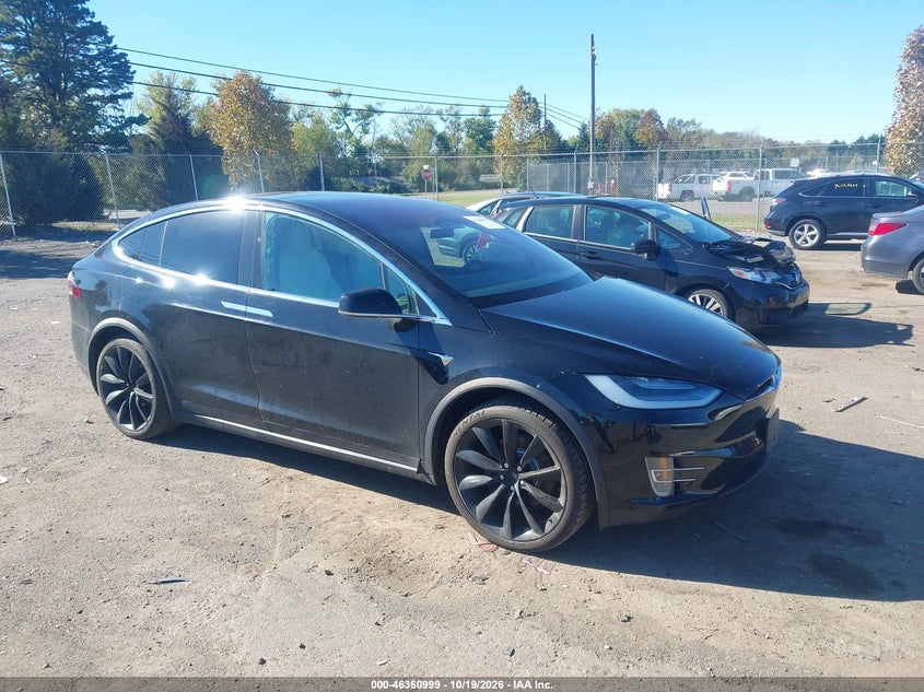 TESLA MODEL X