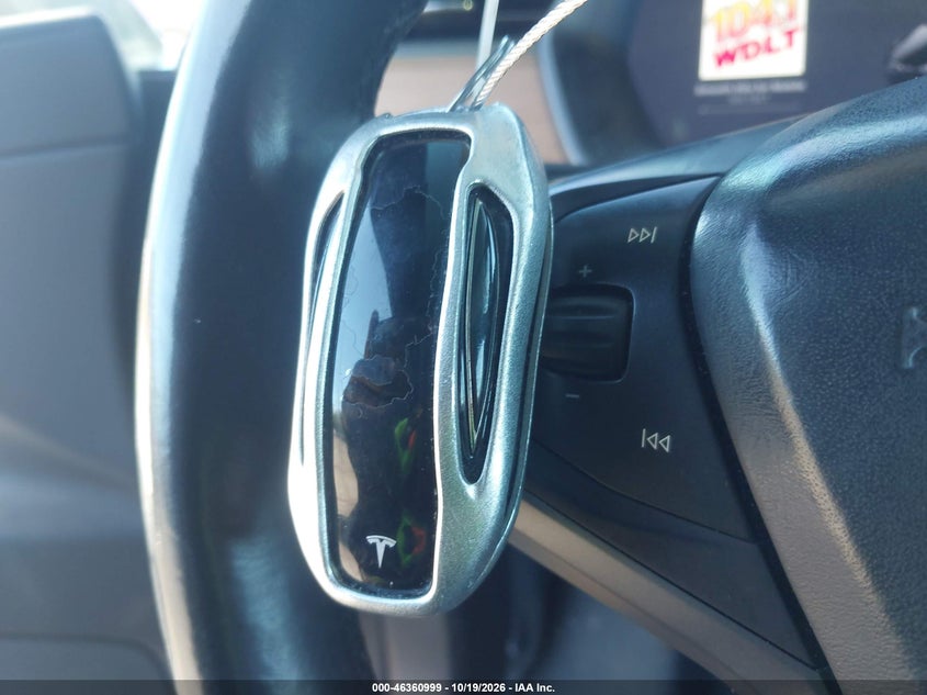 TESLA MODEL X - zdjęcie 11