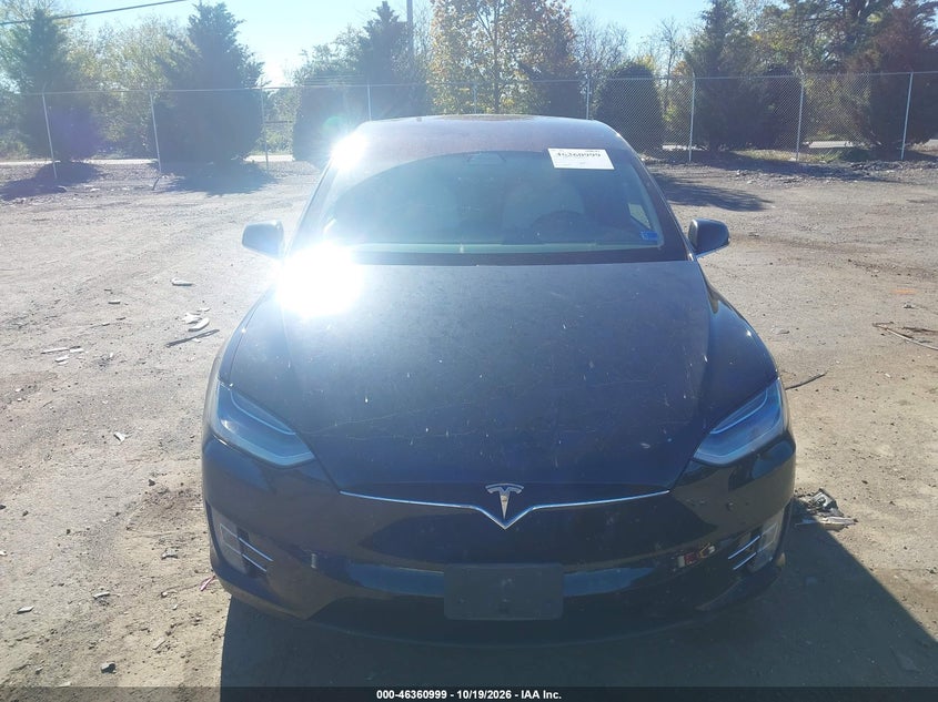 TESLA MODEL X - zdjęcie 12