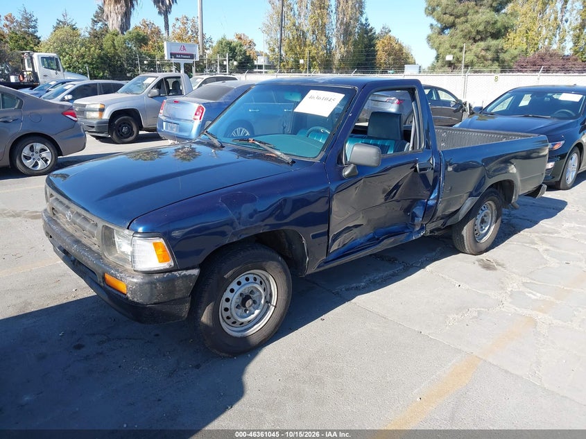 1992 Toyota Pickup 1/2 Ton Short Whlbase Stb, Left Side, IAAI, VIN 4TARN81A7NZ034577 — photo 2