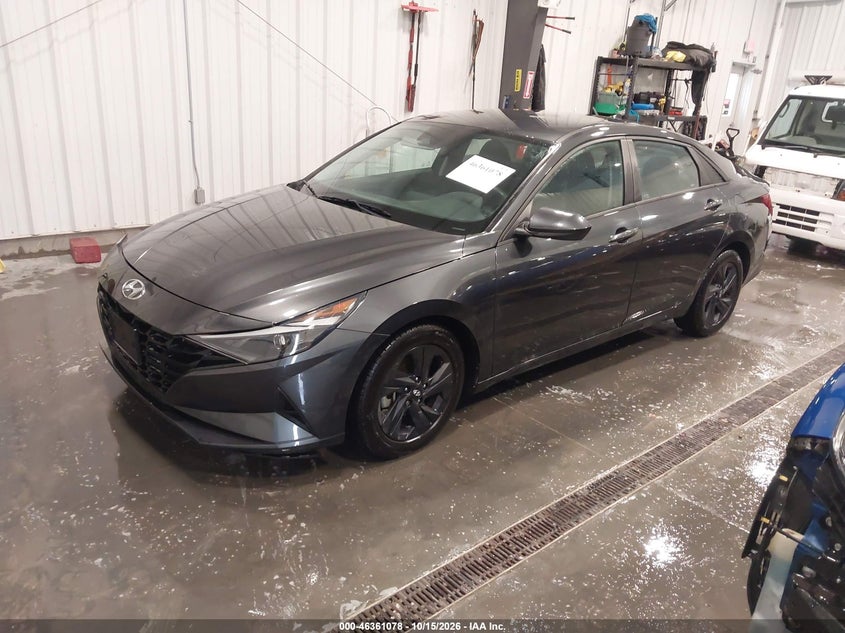 2023 Hyundai Elantra Sel, Right Front, IAAI, VIN 5NPLM4AG8PH094632 — photo 2