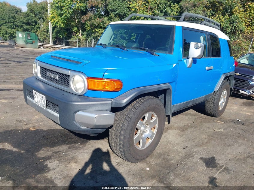 2007 Toyota Fj Cruiser, Right Rear, IAAI, VIN JTEBU11F970048589 — photo 2