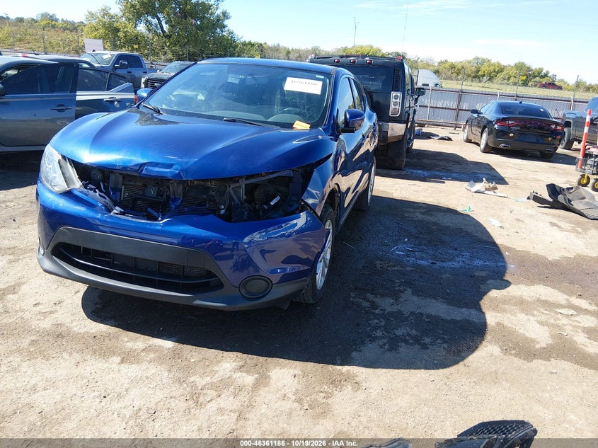 Vin: jn1bj1cp2kw237208, lot: 46861465, nissan rogue sport s 20192
