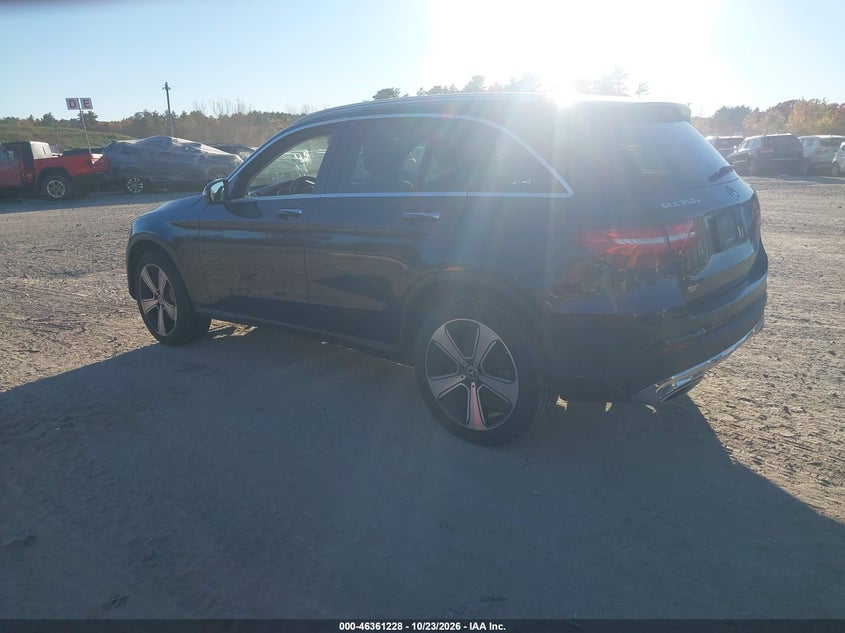 Vin: wdc0g5eb6kf608831, lot: 46861507, mercedes-benz glc 350e 4matic 20193