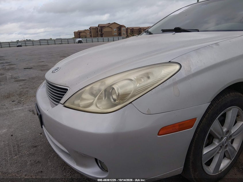 2005 LEXUS ES 330 · Фото 13