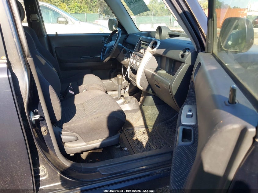 2006 SCION XB · Photo 5