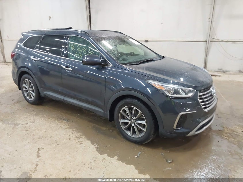 2018 HYUNDAI SANTA FE SE