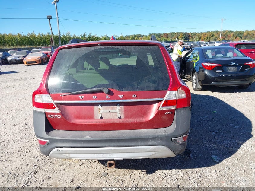 2015 VOLVO XC70 3.2 PREMIER PLUS · Photo 16