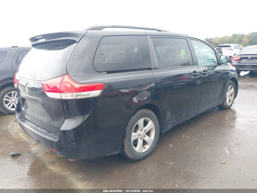 Vin: 5tdkk3dc8bs164220, lot: 46862371, toyota sienna le v6 20114