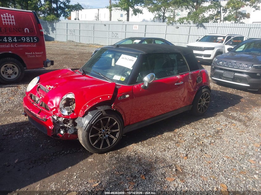 2006 MINI COOPER S · Photo 2