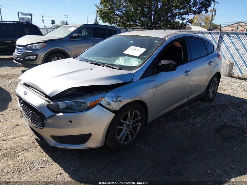 Vin: 1fadp3k23jl251937, lot: 46862864, ford focus se 20182