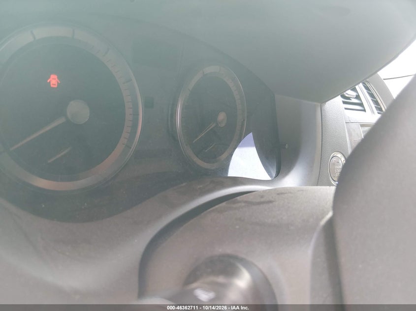 2010 LEXUS ES 350 · Photo 14