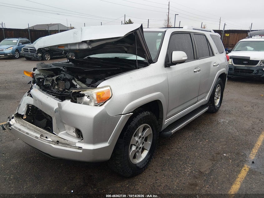 2012 Toyota 4Runner Sr5, По кругу, IAAI, VIN JTEBU5JRXC5094222 — фото 2