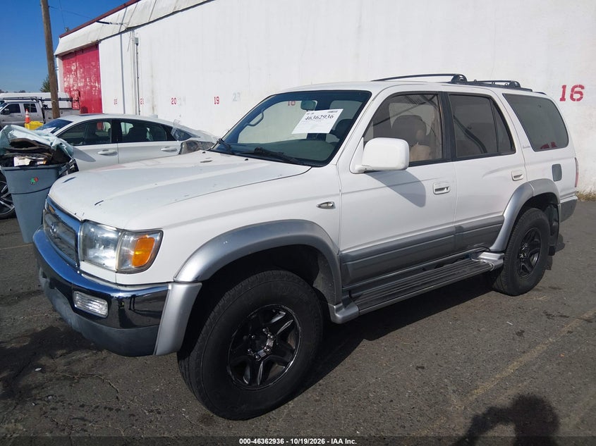 1997 Toyota 4Runner Sr5 V6 Limited, Right Side, IAAI, VIN JT3HN87R4V0060754 — photo 2