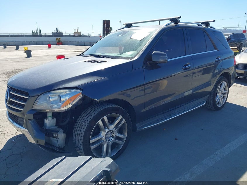 2015 Mercedes-Benz Ml 350 4Matic, Left Front, IAAI, VIN 4JGDA5HB4FA465395 — photo 2