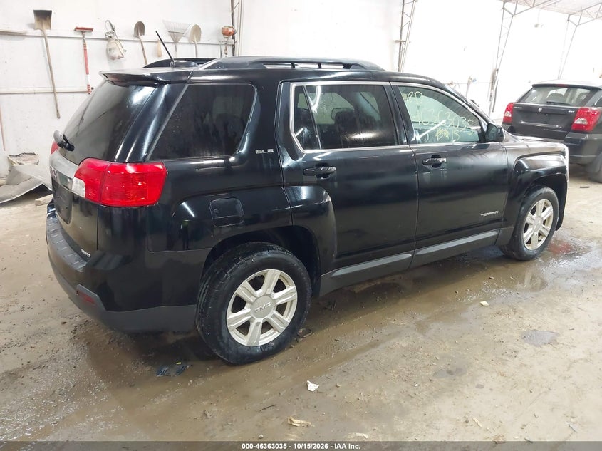 2015 GMC TERRAIN SLE-2 · Photo 4