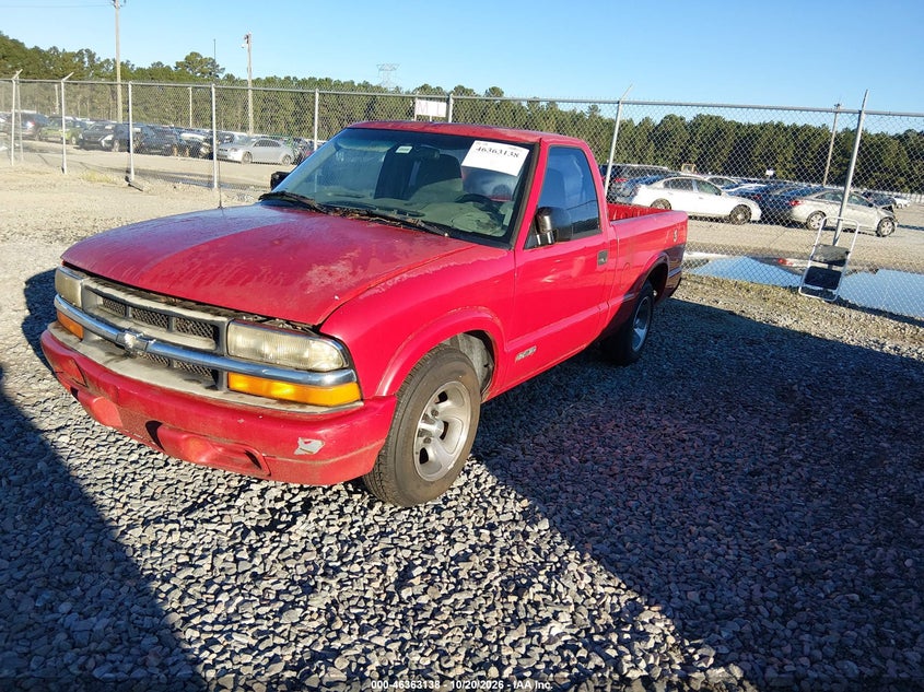 2001 Chevrolet S-10 Ls, Обычный износ, IAAI, VIN 1GCCS145318150898 — фото 2