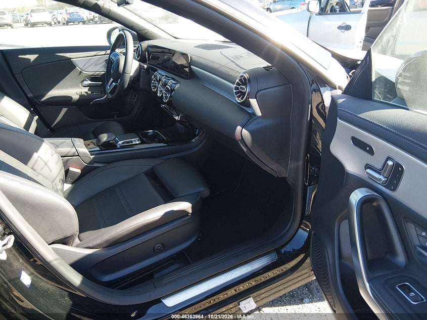 MERCEDES-BENZ CLA 250 2020 VIN WDD5J4HB8LN036919